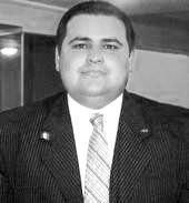 /album/pasados-presidentes/lic-y-cp-cristhian-aureliano-madrid-monarres-200-jpg/